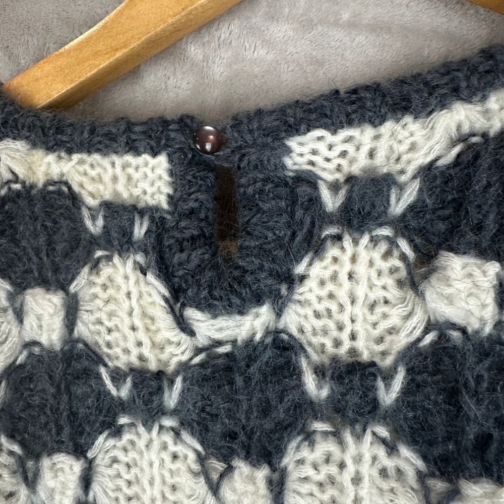 JH Collectibles Kid Mohair Wool Sweater Womens Medium Blue White Hong Kong Knit - Picture 4 of 6